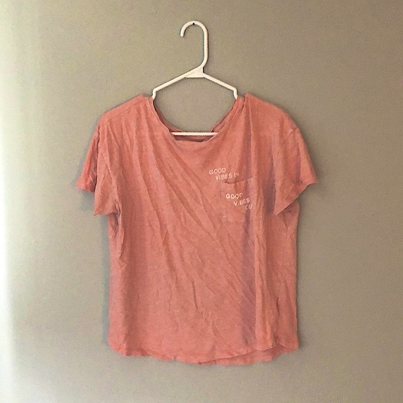 Old Navy, medium, coral t-shirt, U neck - Picture 1 of 3